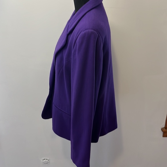 Vintage Purple Wool Blazer - Picture 3 of 13